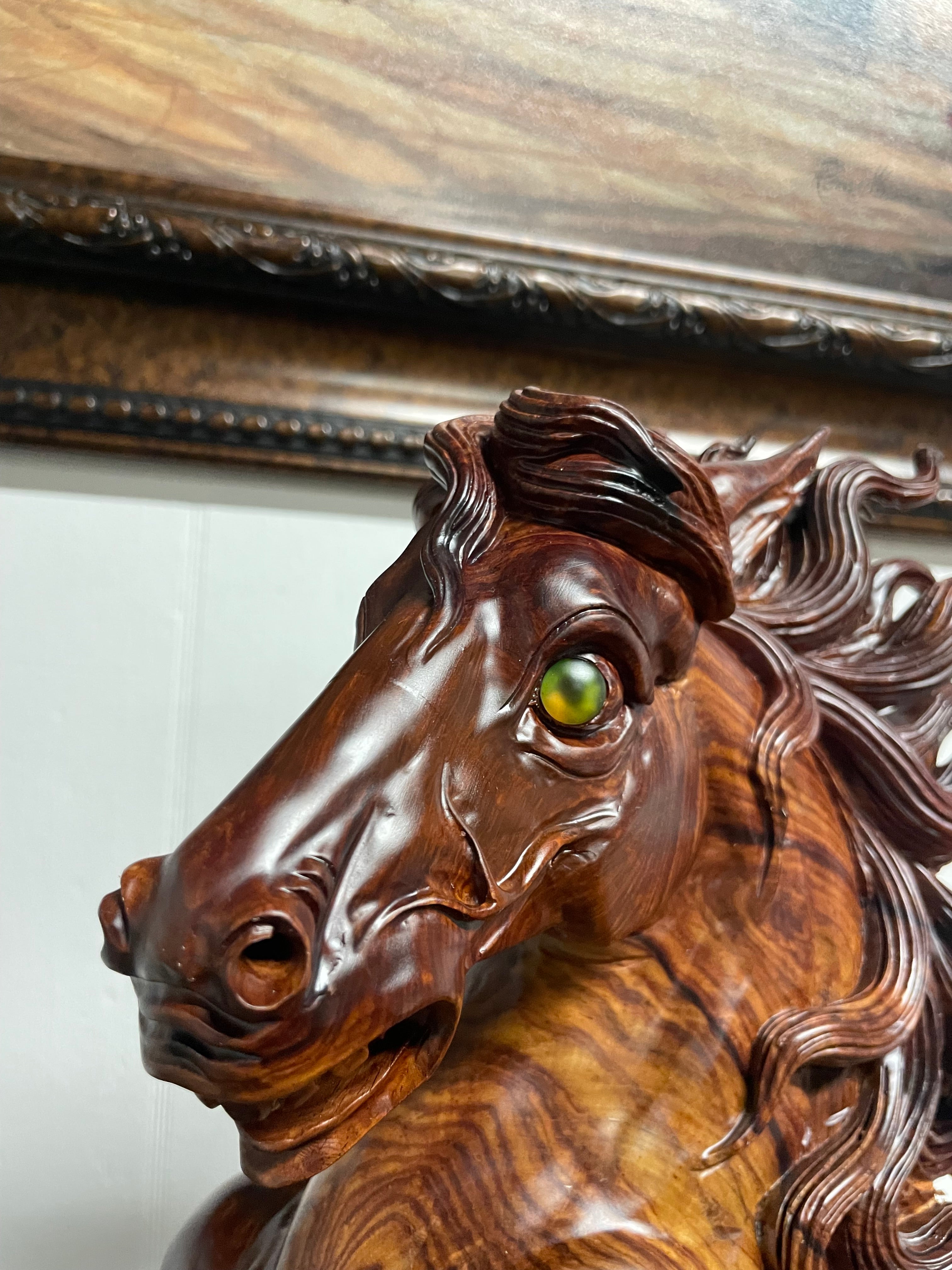 Hand-Carved Rosewood Horse Sculpture – Gỗ Hương – Strength & Fortune
